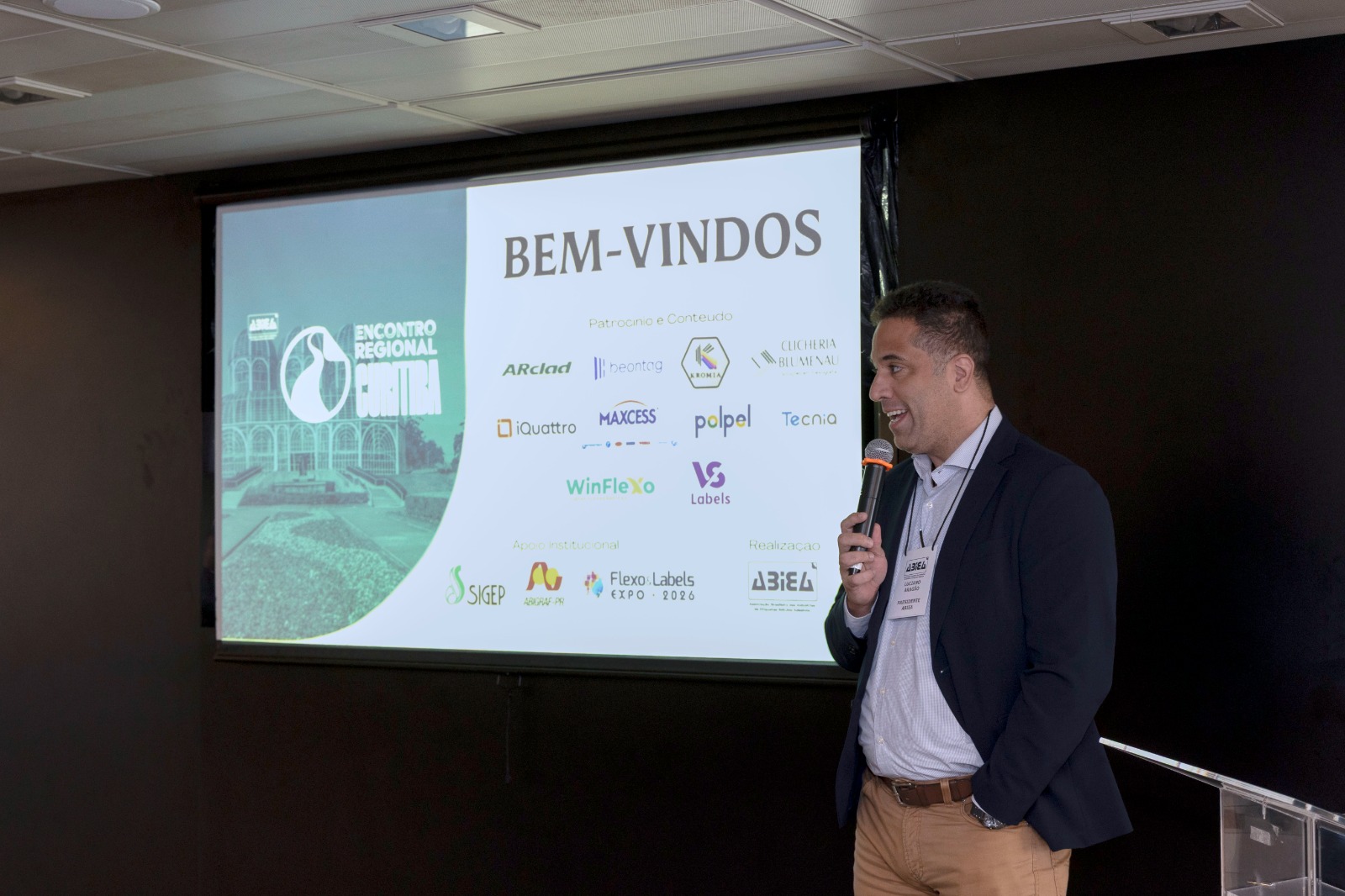 Encontro Regional da Abiea leva tendências, novidades e desafios do mercado labela Curitiba