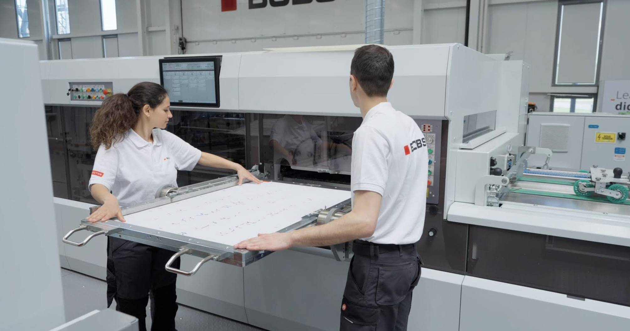Bobst comemora 85 anos de inovação com a Autoplaten